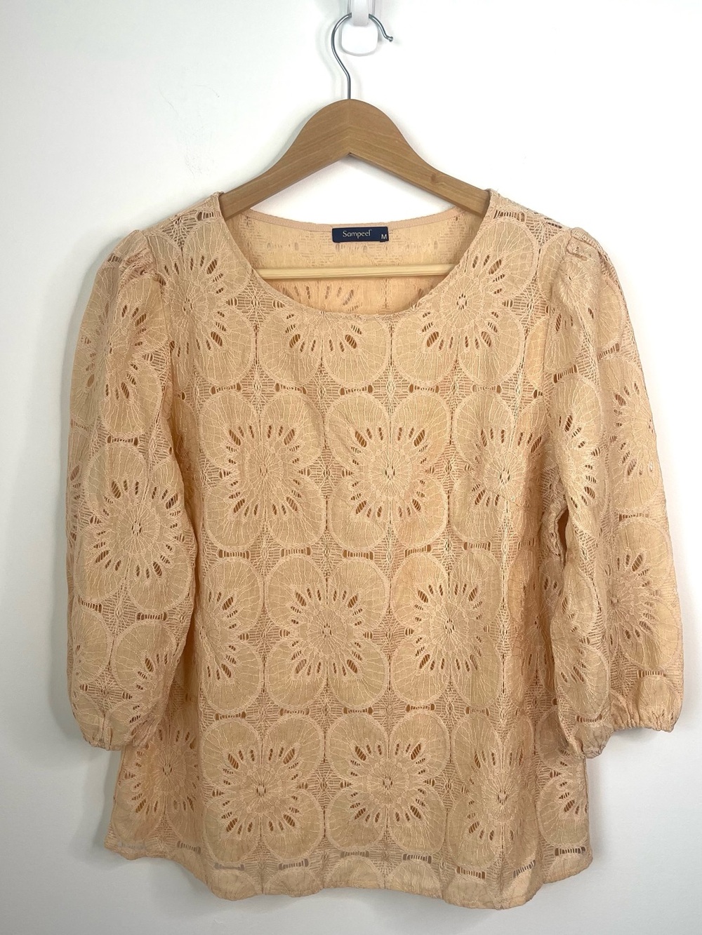 Sampeel eyelet lace summer blouse in apricot with 3/4 sleeves size medium